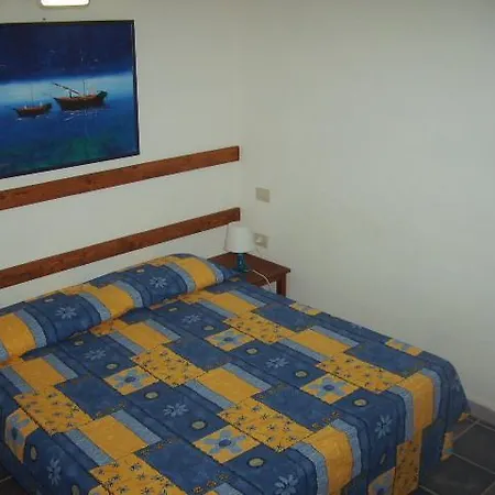 Villaggio Calapineta سينيسكولا