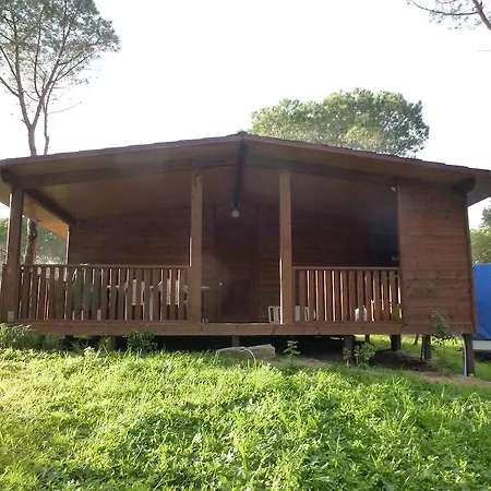 Holiday park Villaggio Calapineta 3*